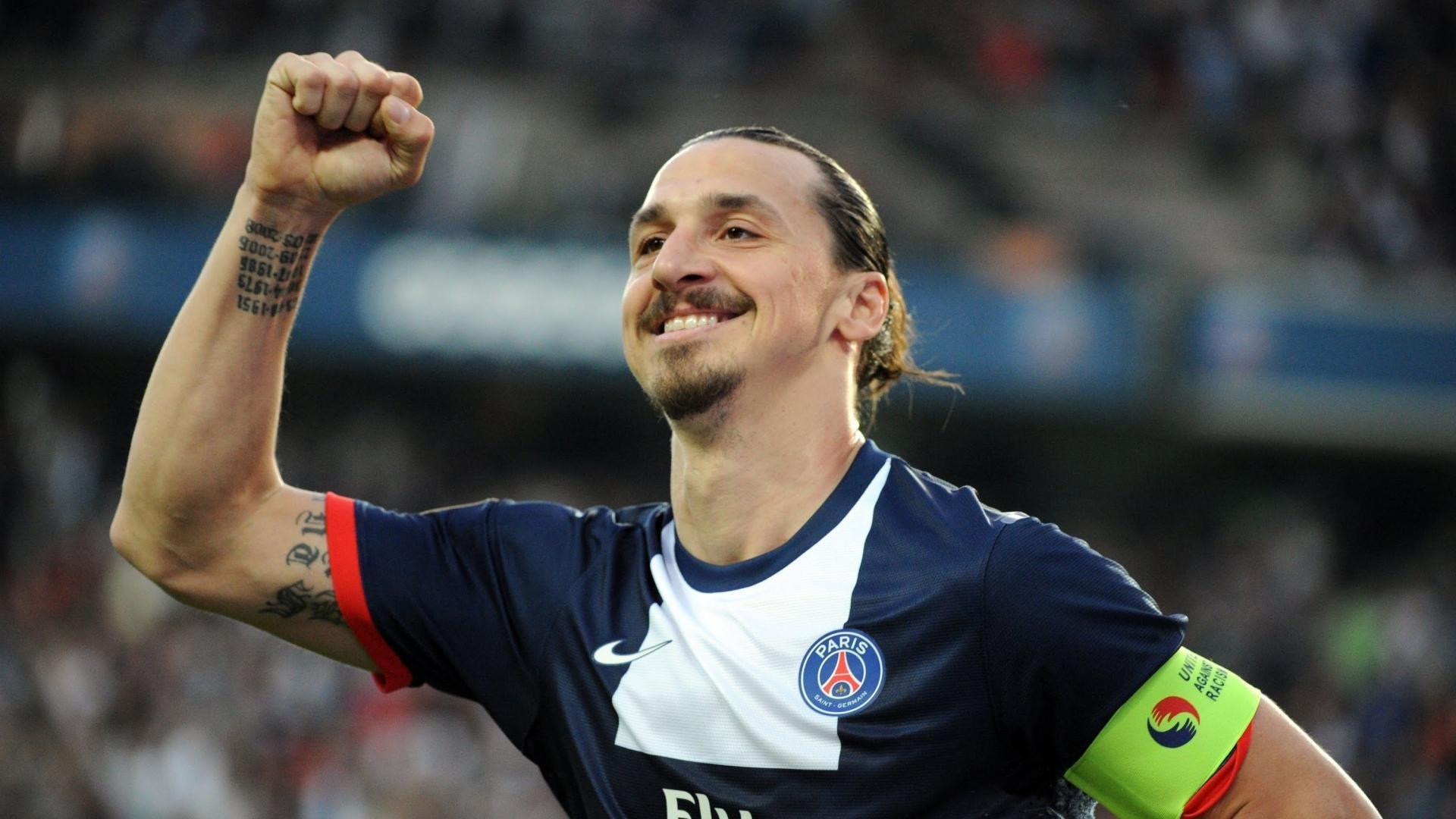 哈维-西蒙斯闪耀表现:热刺4-0哥本哈根背后的战术解密与个人故事